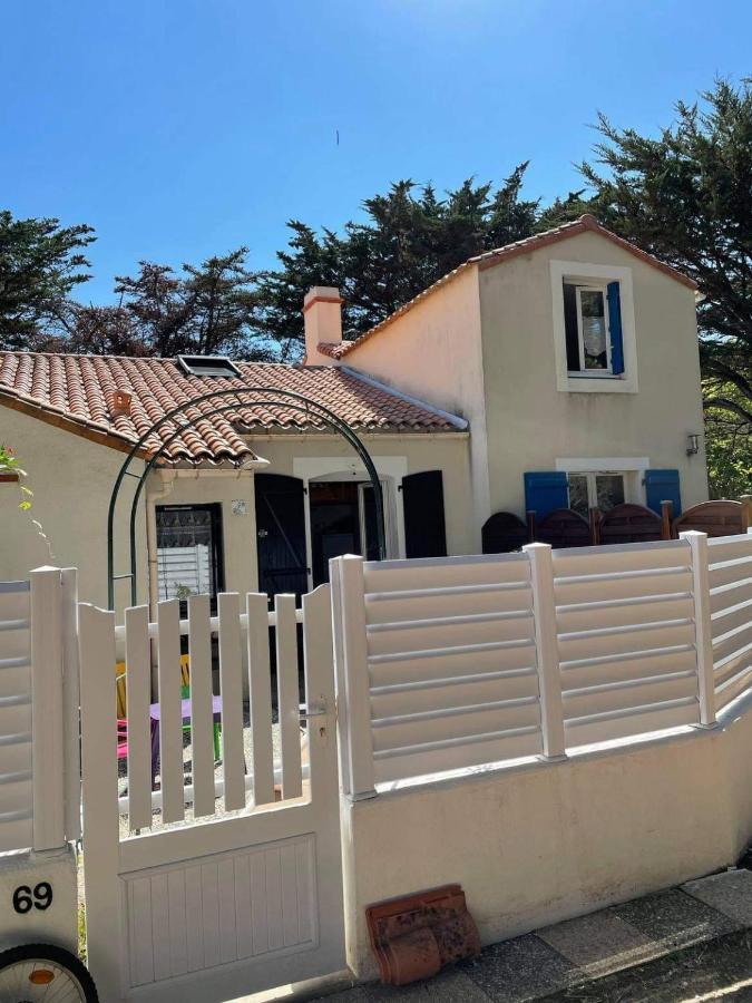 Maison Dans Les Dunes Barbatre Экстерьер фото